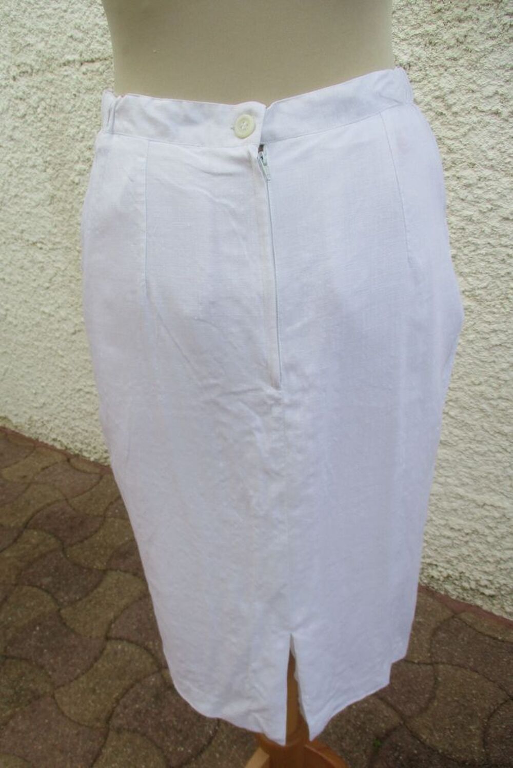 Jupe Droite, Blanche avec 2 Poches: Made In France/Taille 42 Vêtements