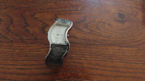 Montre femme  12 Le Crest (63)