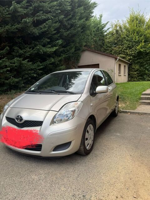 Toyota yaris 1.3 - 87 VVT-i
