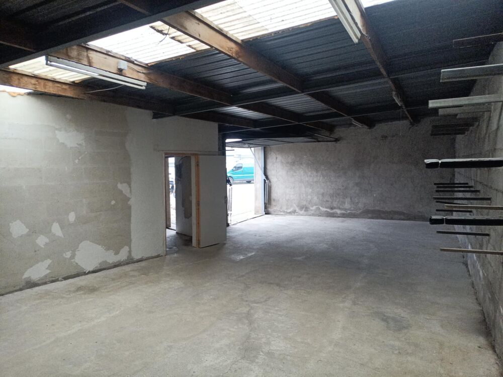 Location Parking/Garage Garage 90m2 Tomblaine