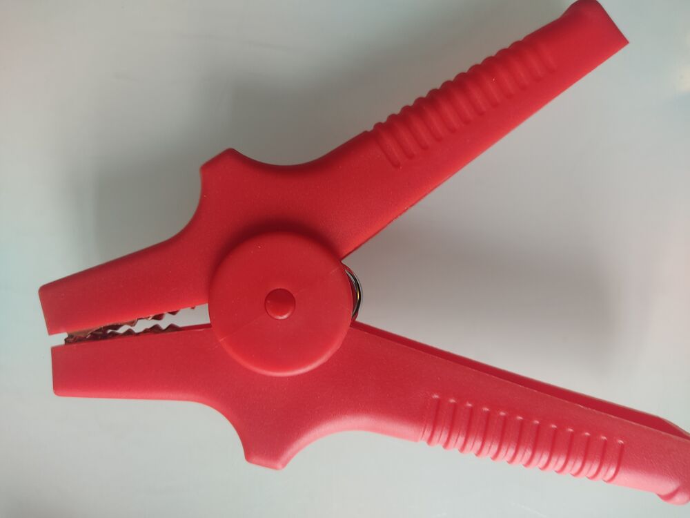 Pince &eacute;lectrique Bricolage