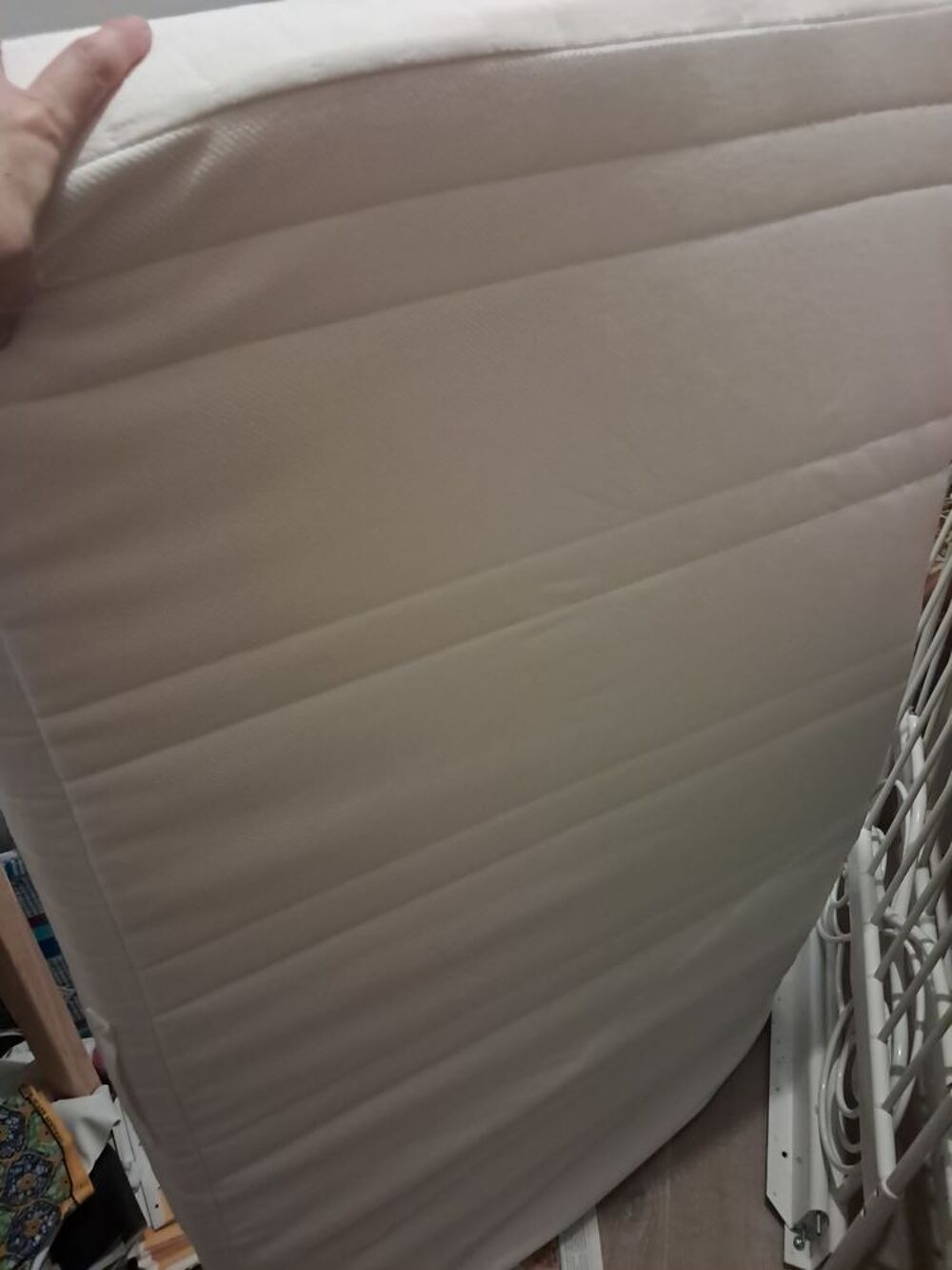 Lit &eacute;volutif ikea metal blanc &eacute;galement matelas disponible Meubles