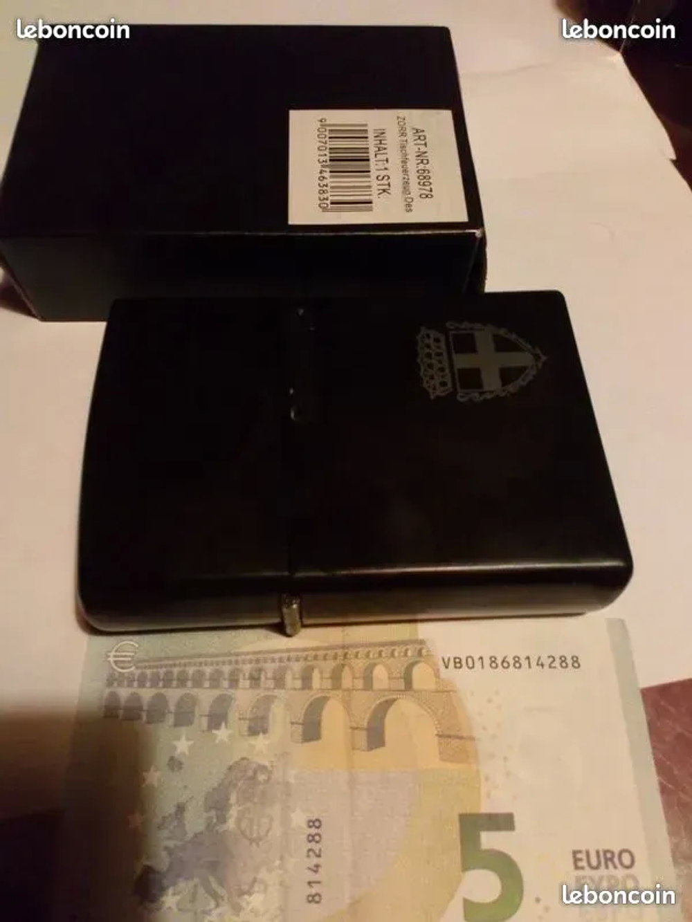GROS BRIQUET ZORR // PORTE CIGARETTE VOLSKWAGEN 
