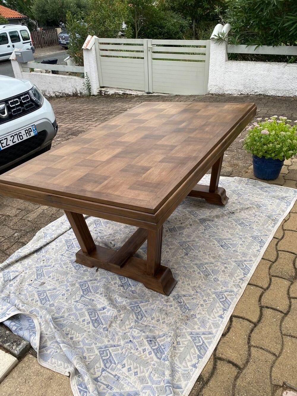 Table bois massif ch&ecirc;ne et noyer 160 / 100
Meubles