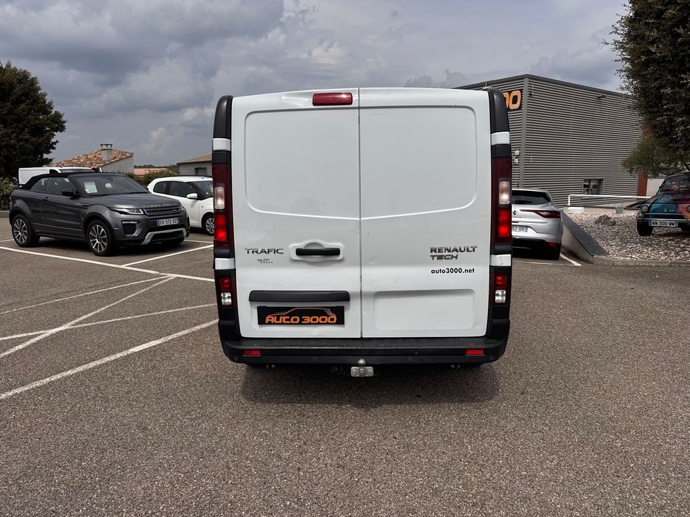 Trafic TRAFIC FGN L2H1 1300 KG DCI 120 E6 GRAND CONFORT 2018 occasion 84290 Sainte-C&eacute;cile-les-Vignes