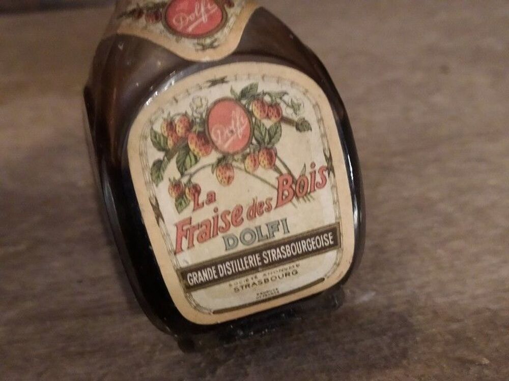 Ancien Mignonnette Liqueur Fraise des Bois Dolfi Strasbourg 