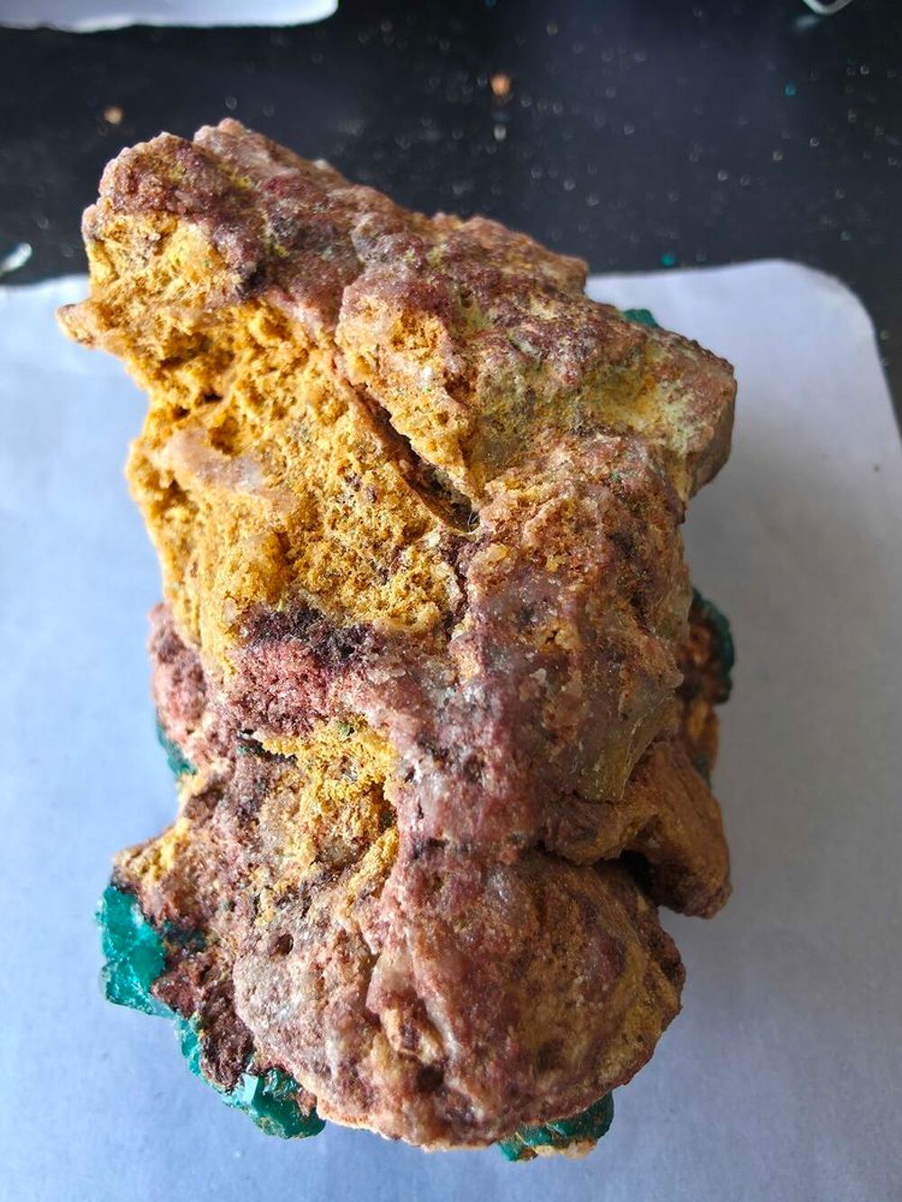 Superbe Sp&eacute;cimen de Dioptase sur Matrice-Congo RDC 