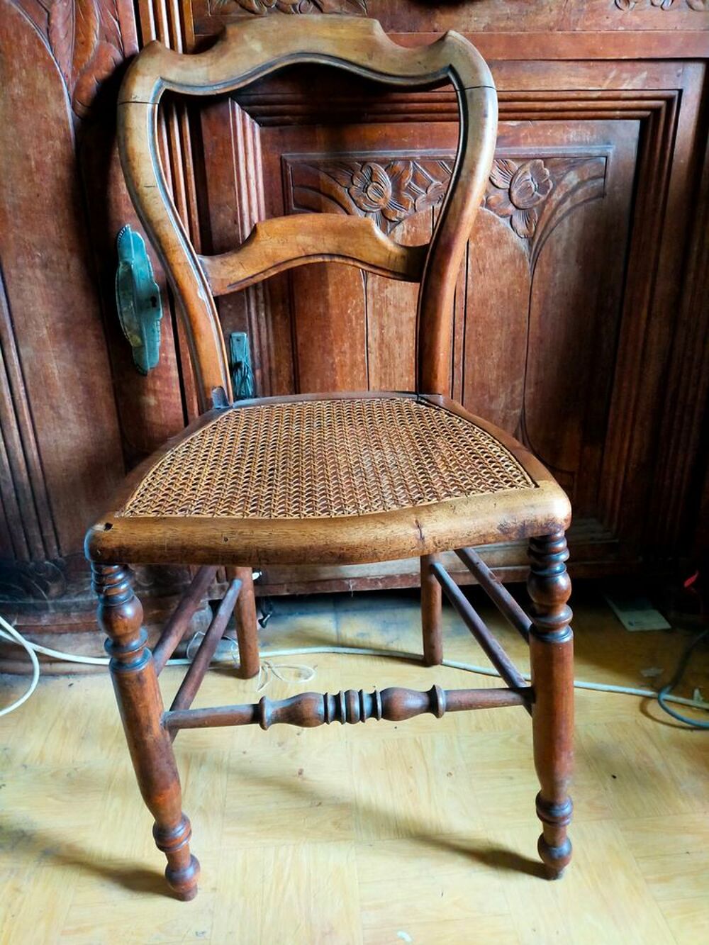 CHAISES CANNEE Meubles