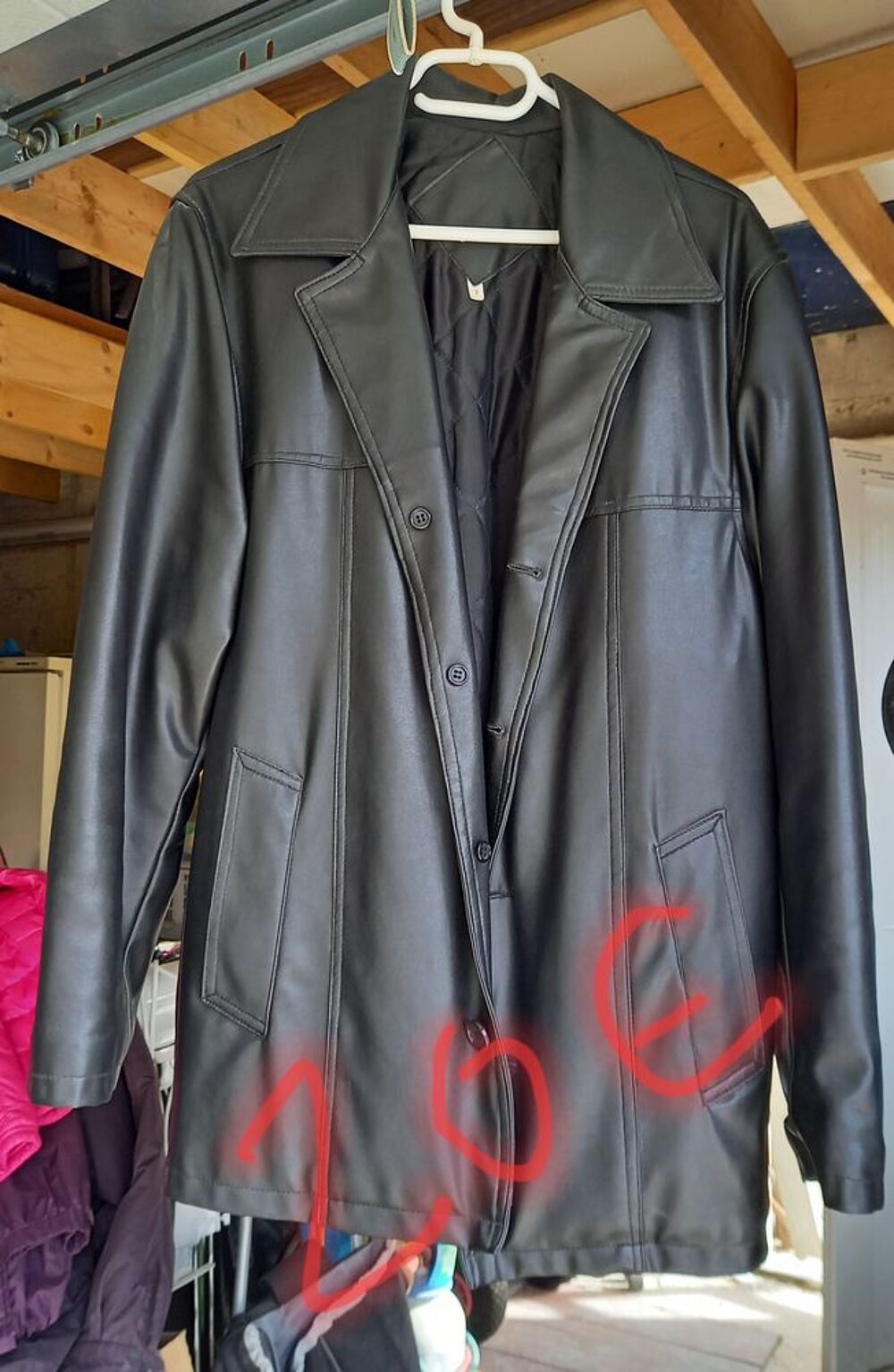 Vendre v&ecirc;tements femme et enfant et chaussures.femme/ enfan Vtements