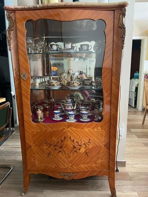 Vitrine Marquetterie Bois de Rose et Marbre veritables 
600 Gennevilliers (92)