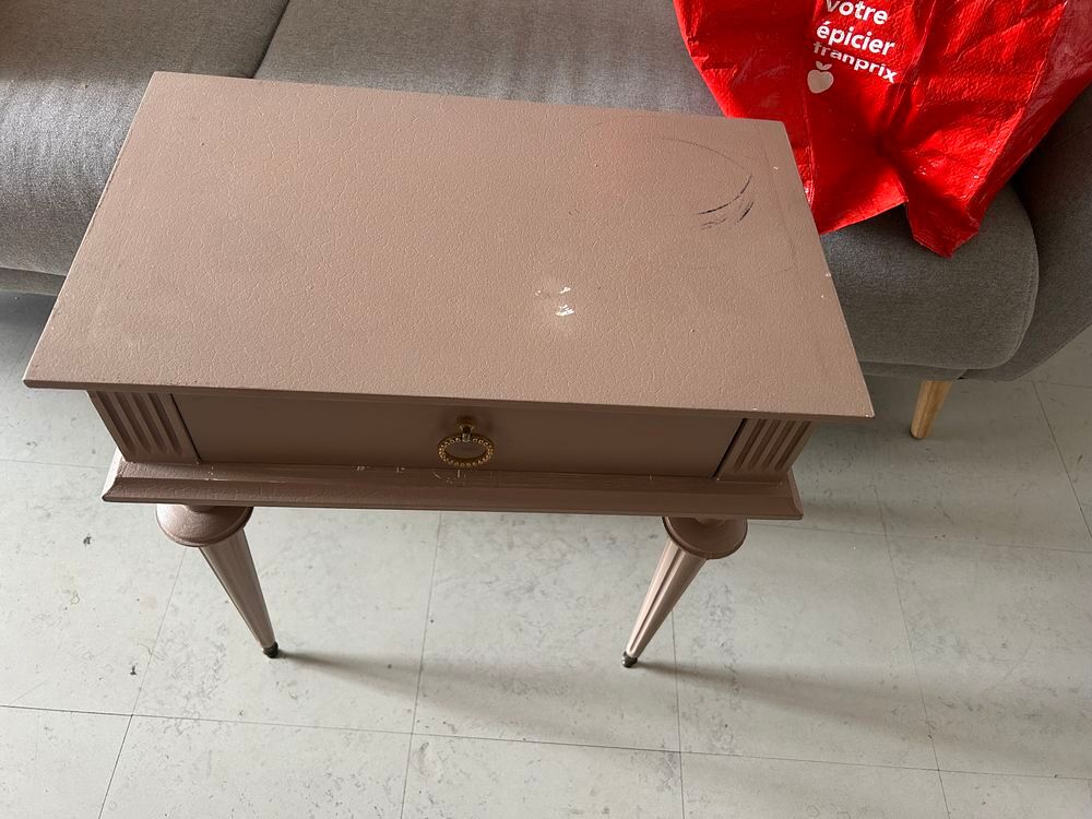 Grande armoire et son lot de chevets Meubles