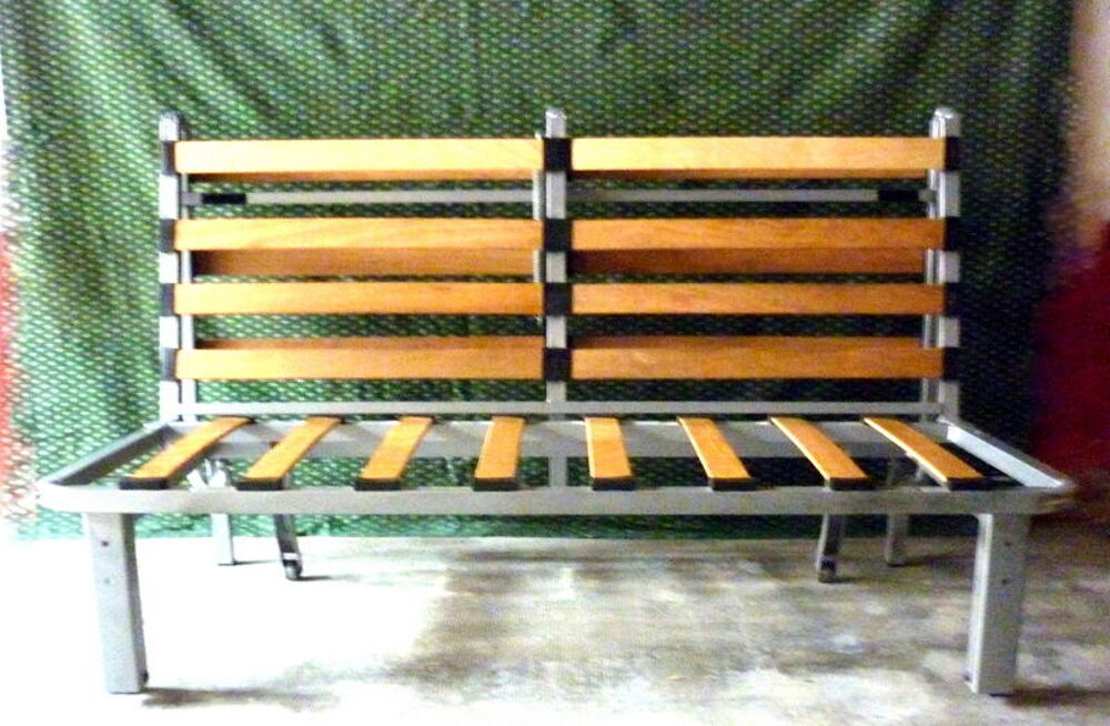 Banquette / lit en 140 TBE. Meubles