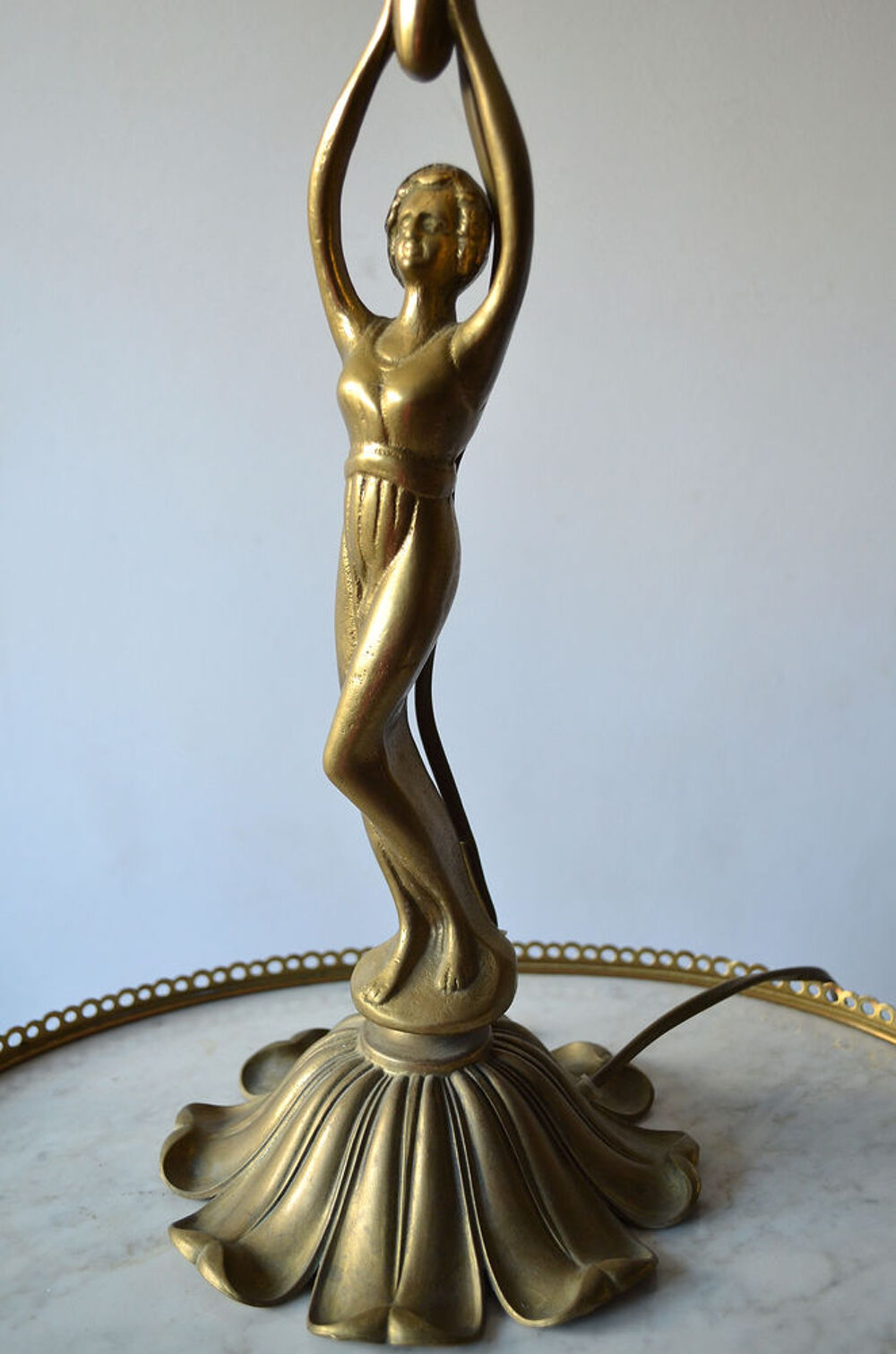 Lampe Art d&eacute;co Femme En Bronze Décoration