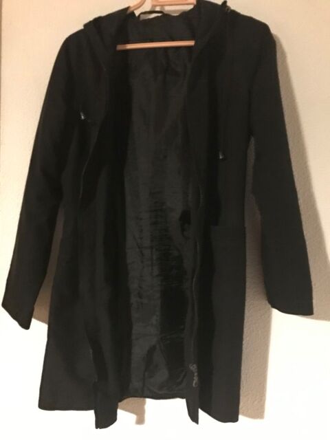 Veste longue  noire 38 10 Châtelaillon-Plage (17)