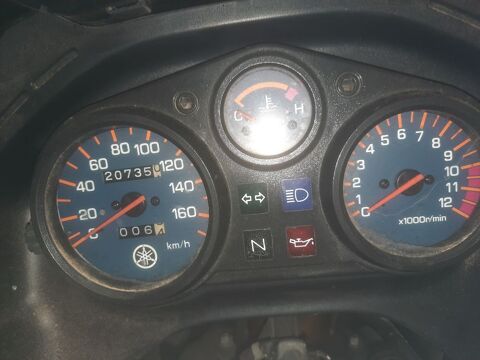 Moto YAMAHA 2000 occasion S&eacute;bazac-Concour&egrave;s 12740