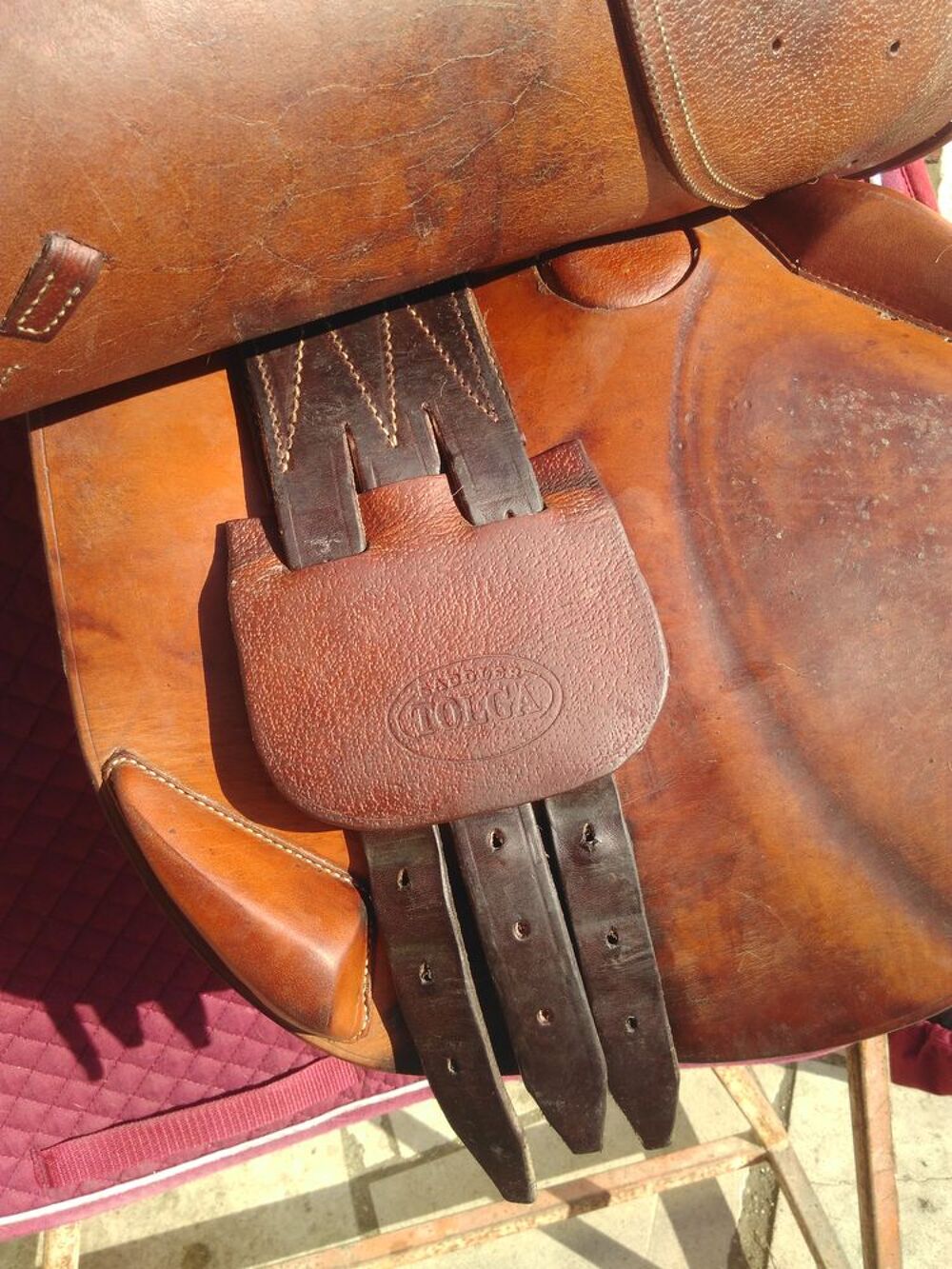 SELLE EQUITATION CUIR ORIENTEE OBSTACLE 17.5 Sports