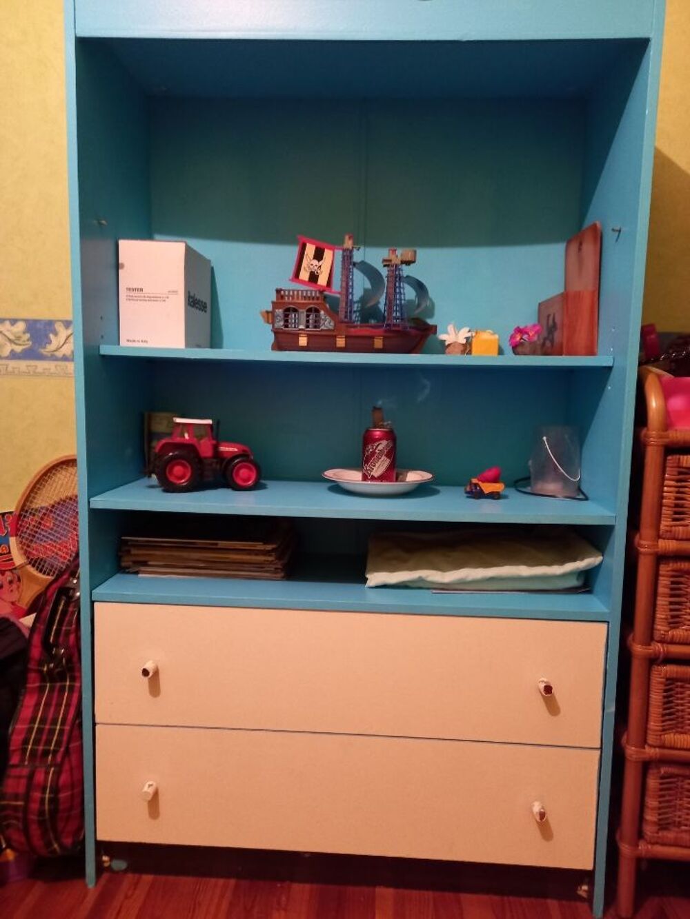 Meuble bleu turquoise et blanc Meubles