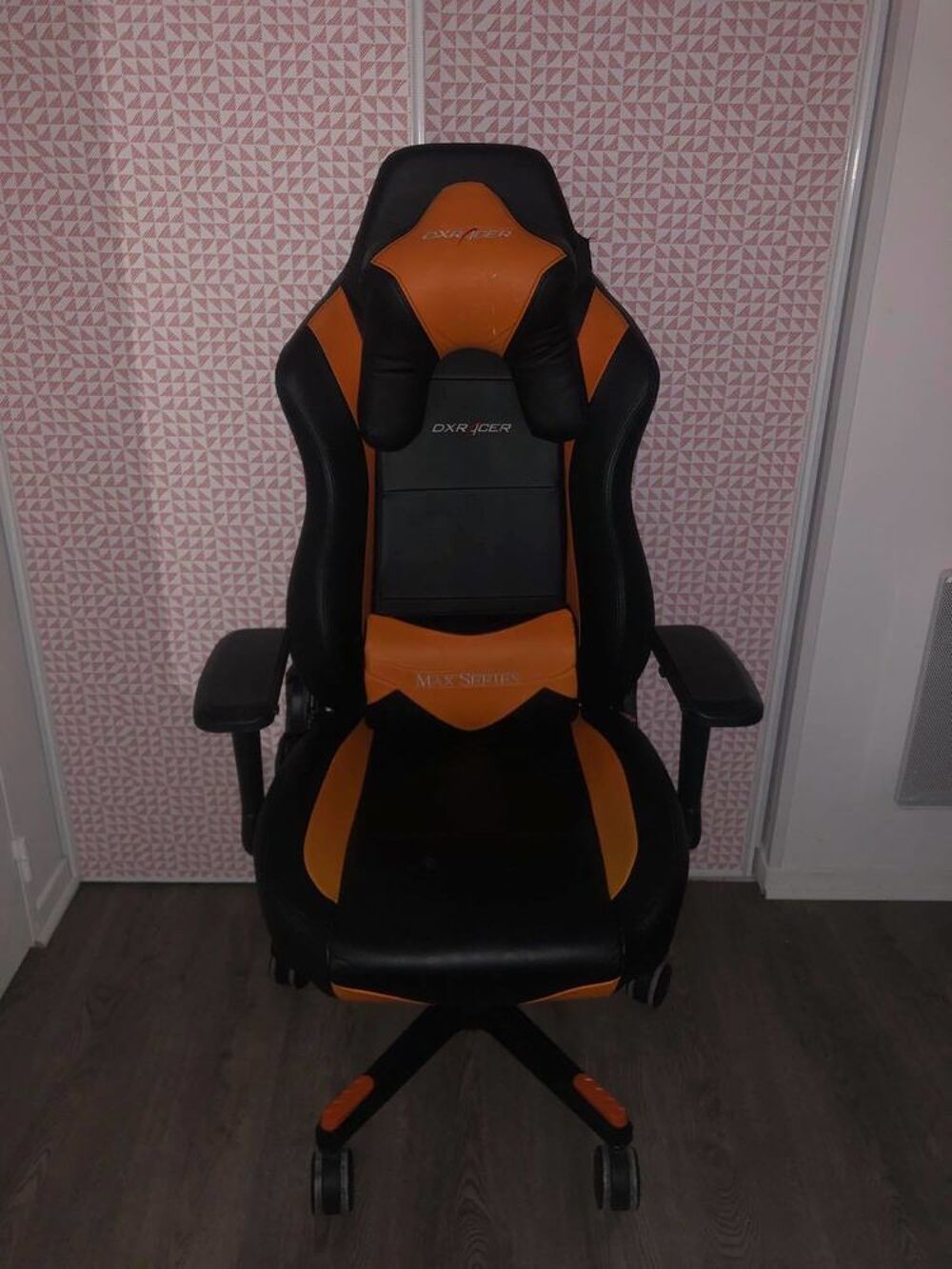 Chaise gaming DXRacer de bureau Meubles