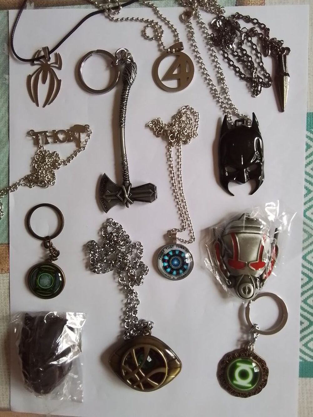  Marvel,Star Wars et Fast and ond Furious divers objets 