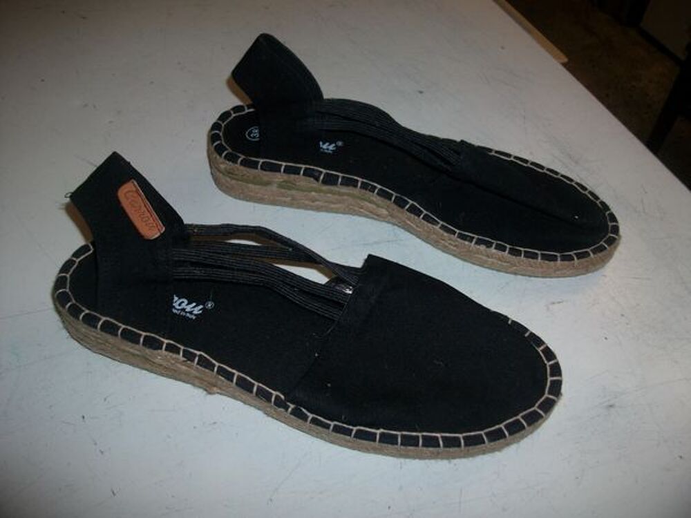 Sandales en espadrilles Noir pt 38-neuves- &agrave; 4 € Chaussures