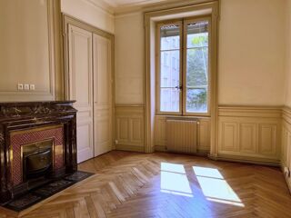  Appartement � vendre 3 pi�ces 92 m�