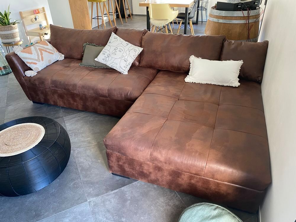 Canap&eacute; angle marron Vintage 
Meubles