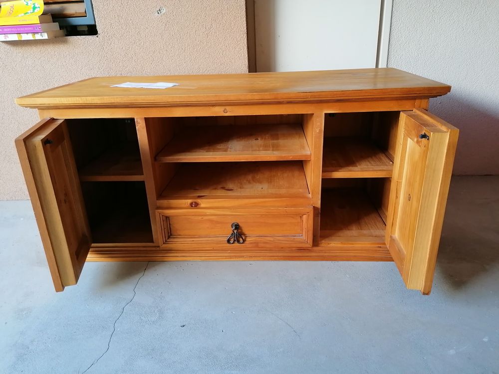 MEUBLE T.V. BAS en bois massif Meubles