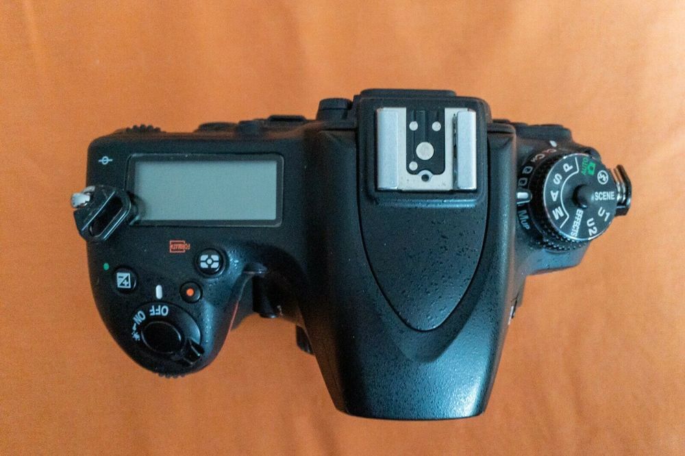 NIKON D750-8678 Clics only-REFLEX SLR-full frame/plein forma Photos/Video/TV