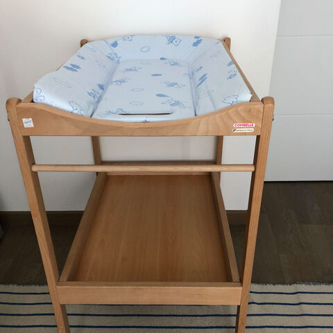 
Table  langer en bois, marque Combelle, fabriqu en France 50 Suresnes (92)