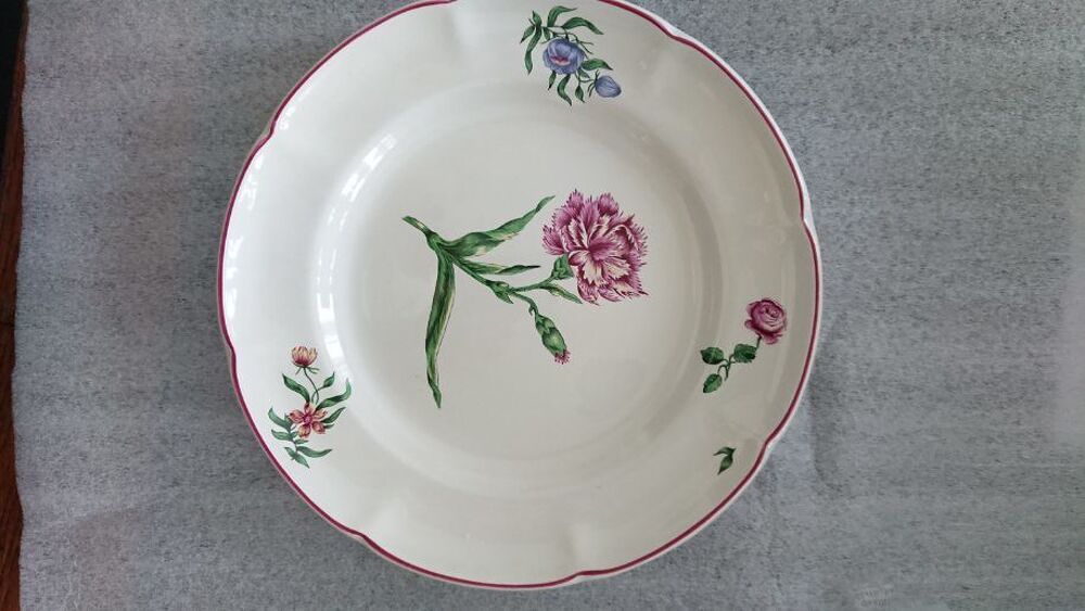 Assiette d&eacute;corative en fa&iuml;ence Décoration