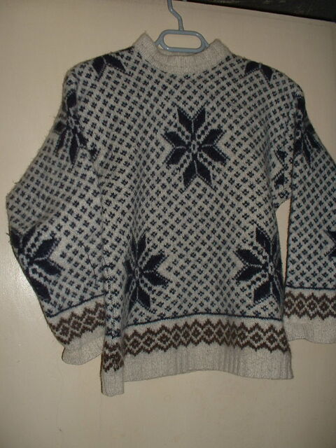 Pull hiver femme 8 Tocane-Saint-Apre (24)