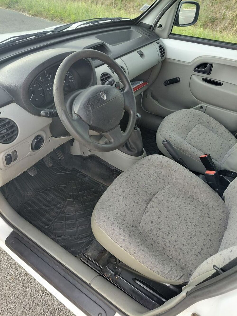 Kangoo Express KANGOO EXPRESS 1.5 dCi - 70 CONFORT 2004 occasion 17150 Mirambeau