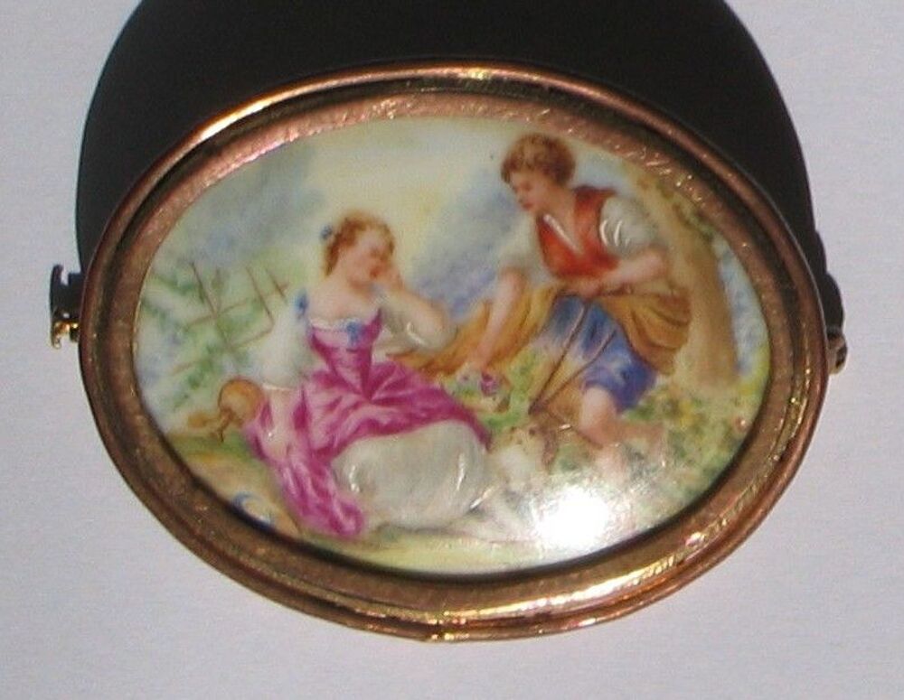 2 Broches anciennes : peintures sur porcelaine Bijoux et montres