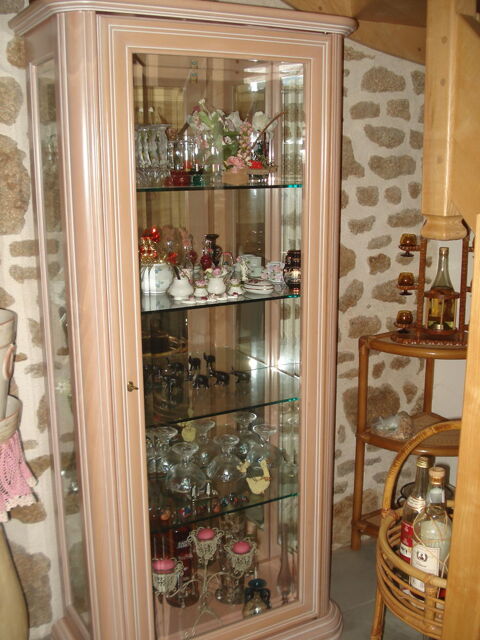 Vitrine 150 Lassay-les-Chteaux (53)