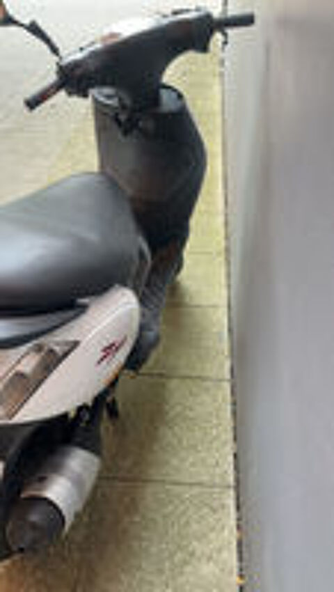 PIAGGIO 2017 occasion 93210 La Plaine St Denis