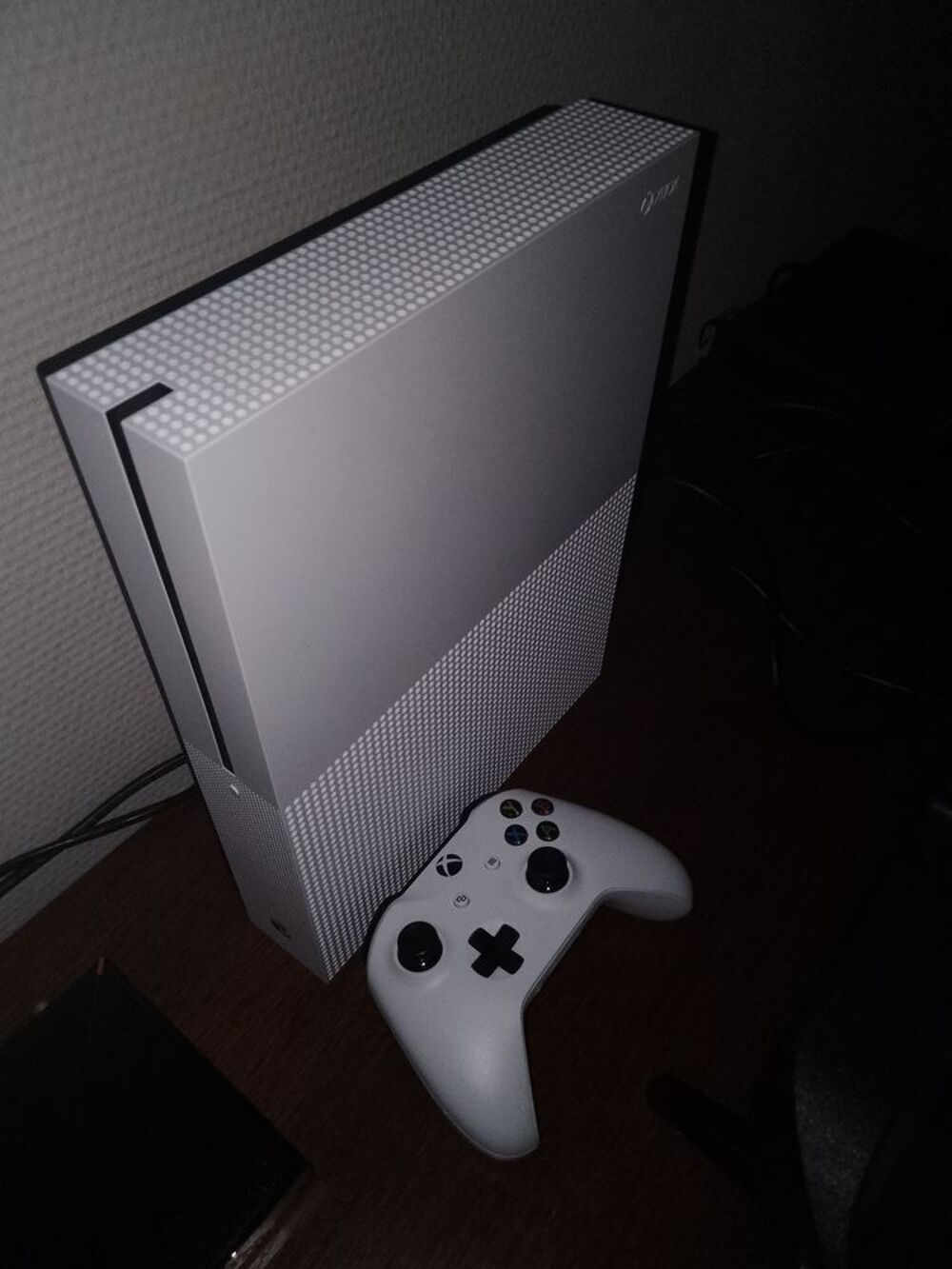 Xbox one s Consoles et jeux vidéos