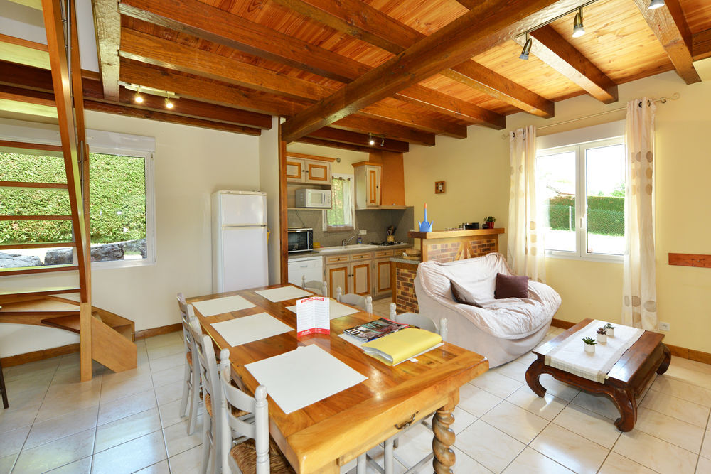          Gite equipé chauffage Midi-Pyrénées, Aynac (46120)