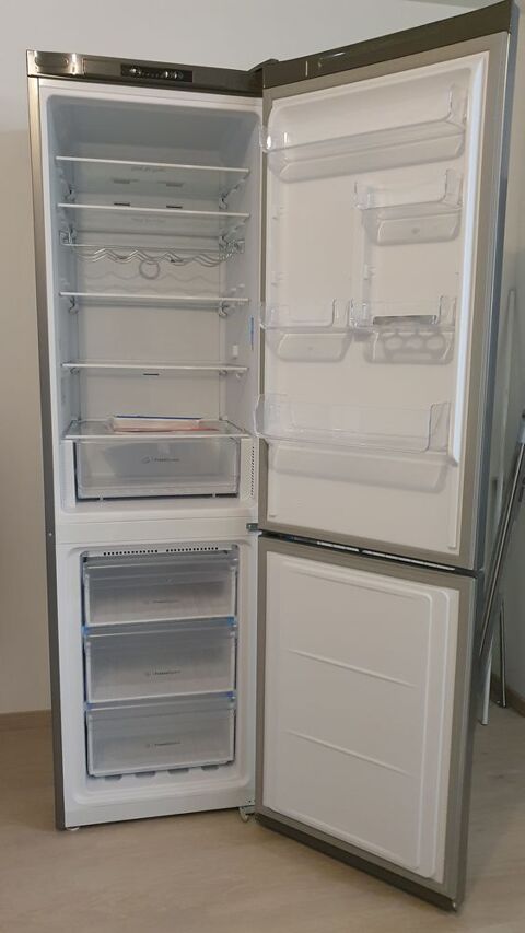  frigo congélateur INDESIT  0 Saint-Malo (35)