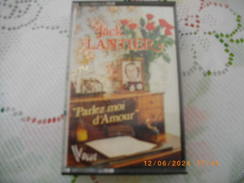 Cassette audio de :  JACK LANTIER  Perros-Guirec (22)