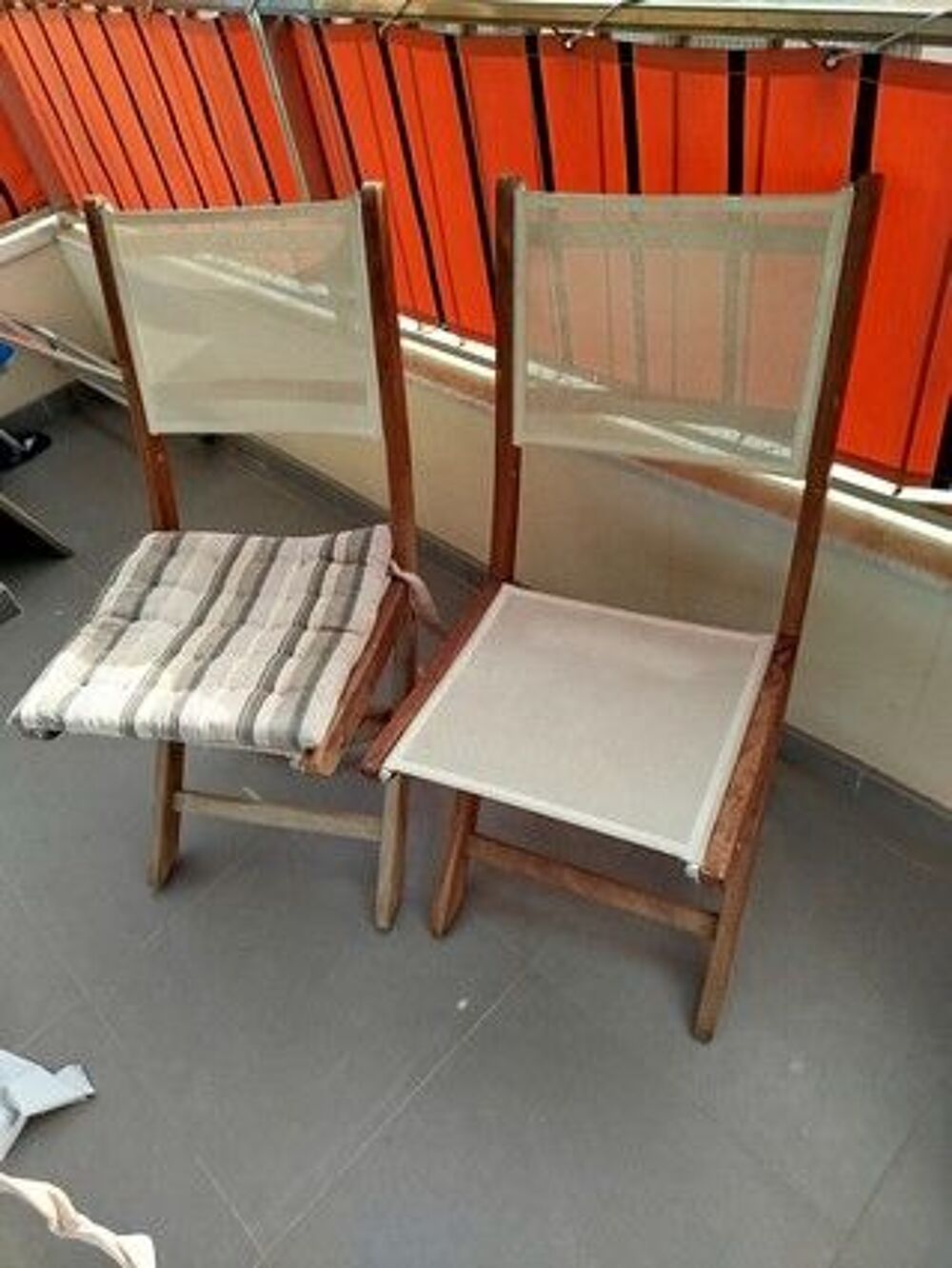 Lot de 4 chaises en bois Décoration