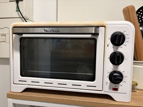 - FOUR moulinex petit modele 30 Nice (06)