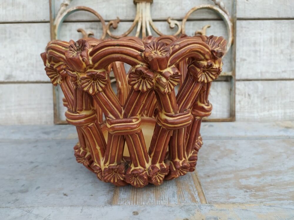 Cache Pot ou Corbeille C&eacute;ramique Ajour&eacute;e Fleurs Gr&egrave;s Décoration