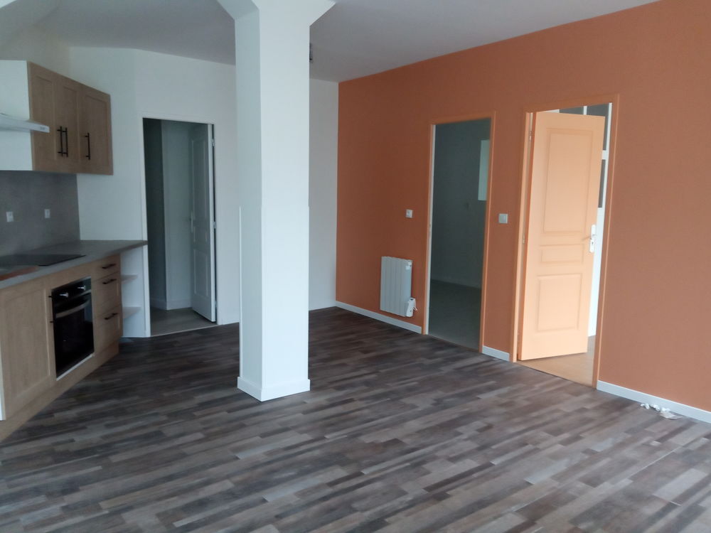 Location Appartement logement rdc centre ville de meslay du maine Meslay-du-maine