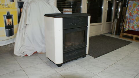 vd poele a fuel fonte 500 Aix-les-Bains (73)