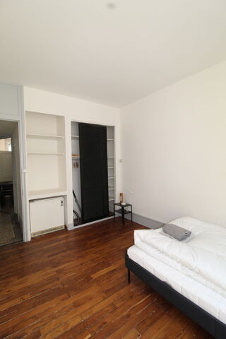  Appartement à louer 2 pièces 50 m²