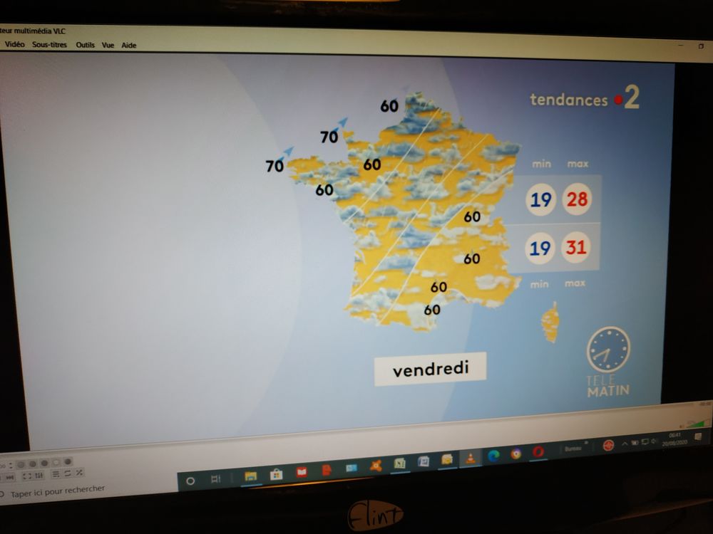 T&eacute;l&eacute;viseur ou &eacute;can informatique 55 cm format 16:9 Photos/Video/TV