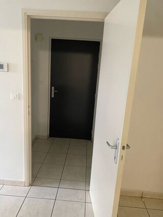  Appartement à louer 2 pièces 39 m²