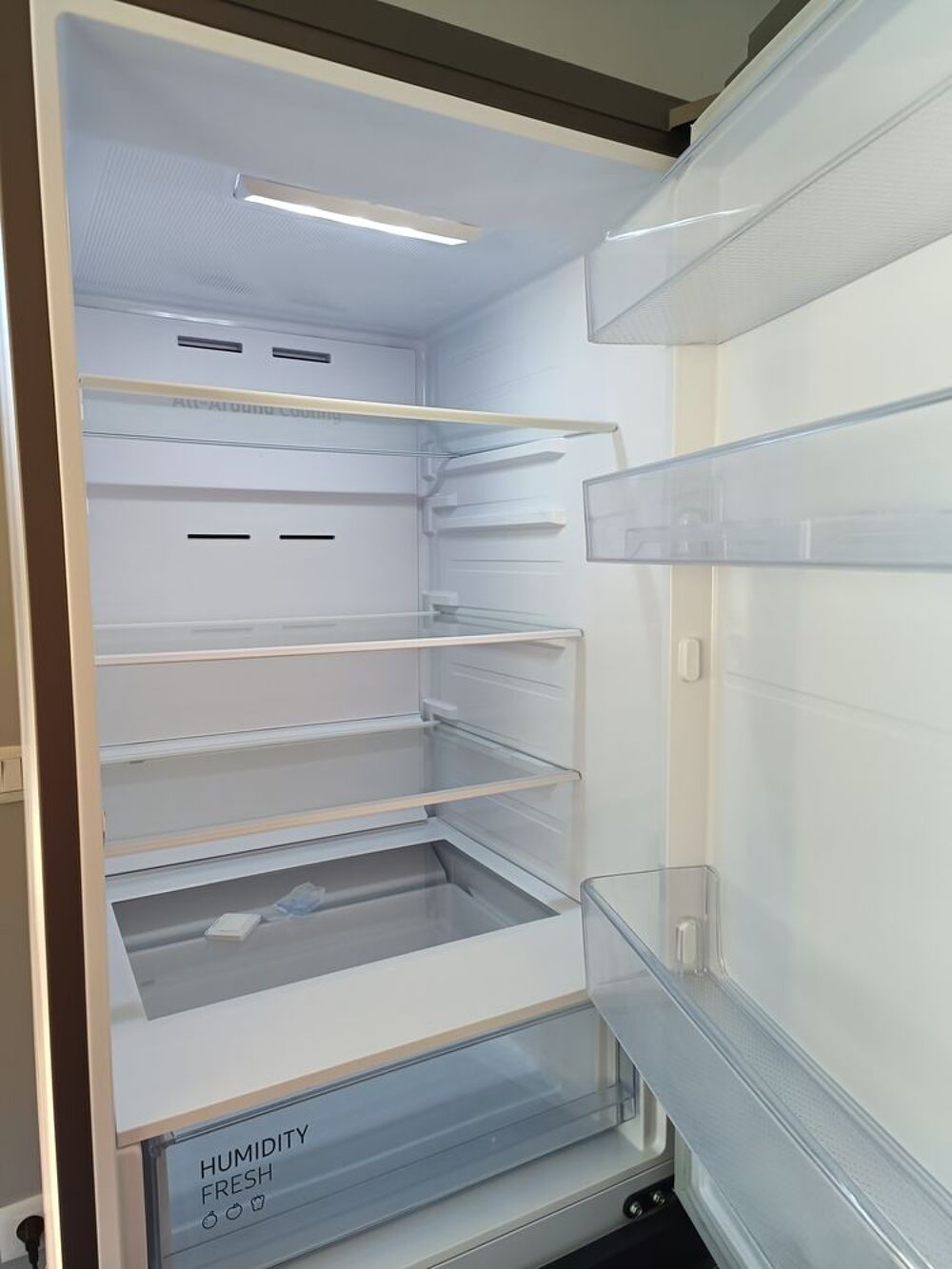 R&eacute;frig&eacute;rateur/cong&eacute;lateur neuf Cuisine