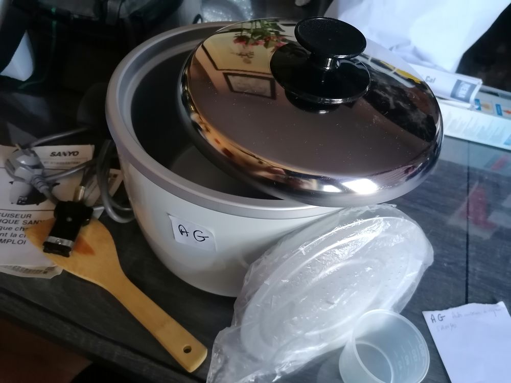 Auto cuiseur &agrave; riz
Cuisine