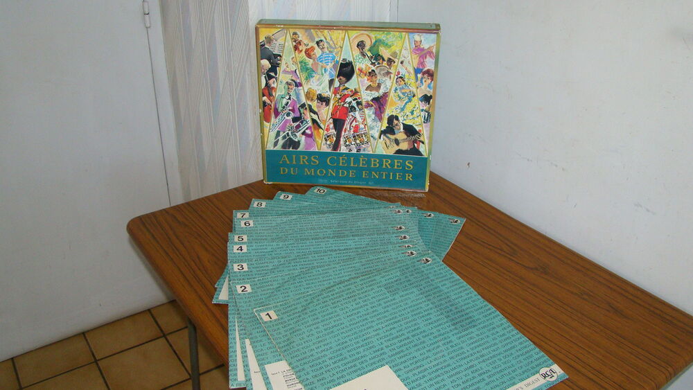 Coffret Airs c&eacute;l&egrave;bres du monde entier (10 vinyles) - 1960 CD et vinyles